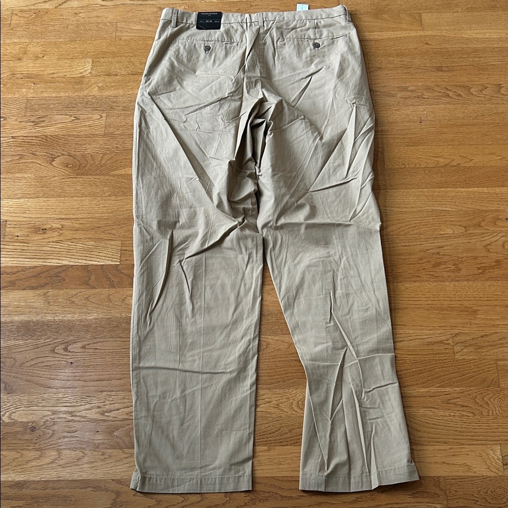 NWT Banana Republic Men's British Khaki Summer Chinos Lightweight Pants 36x36